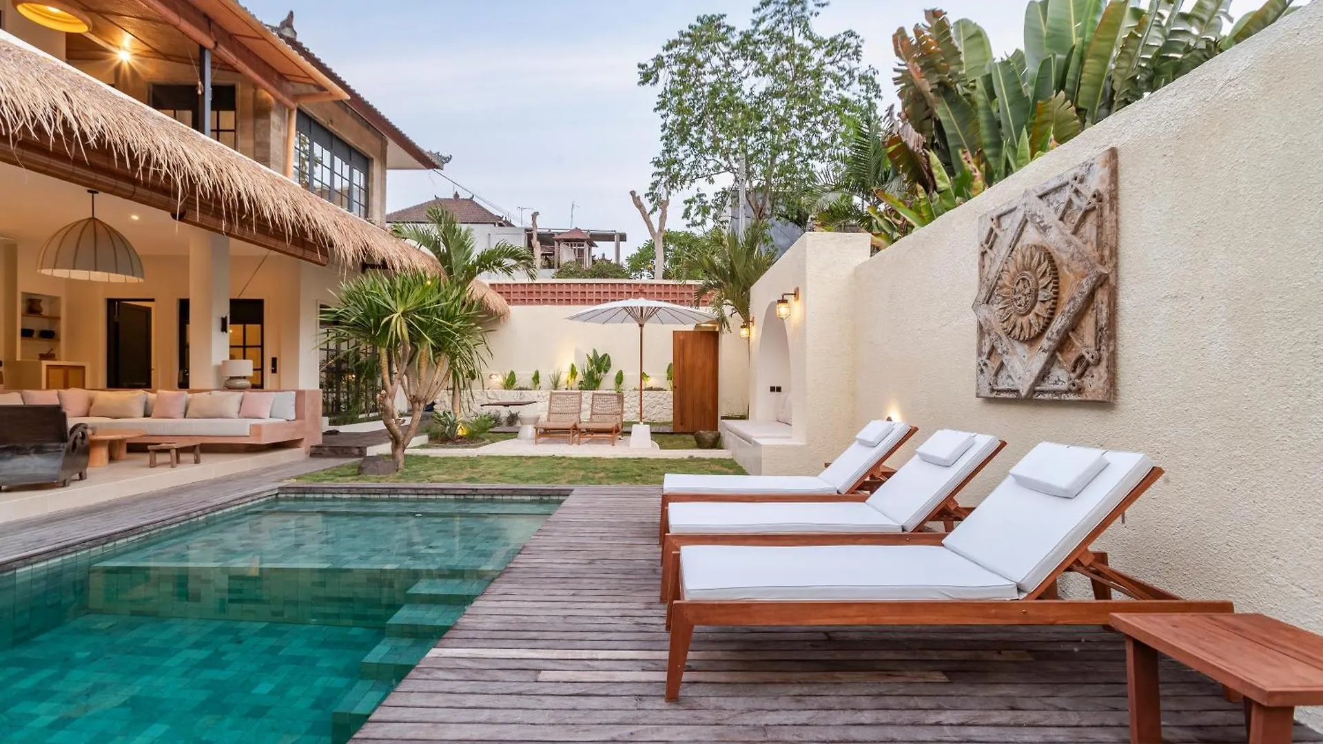 Villa Jodoh - Exciting Chic 4Br Stylish Villa Near Seminyak, Perfect For A Trendy Getaway Kerobokan  Indonesia