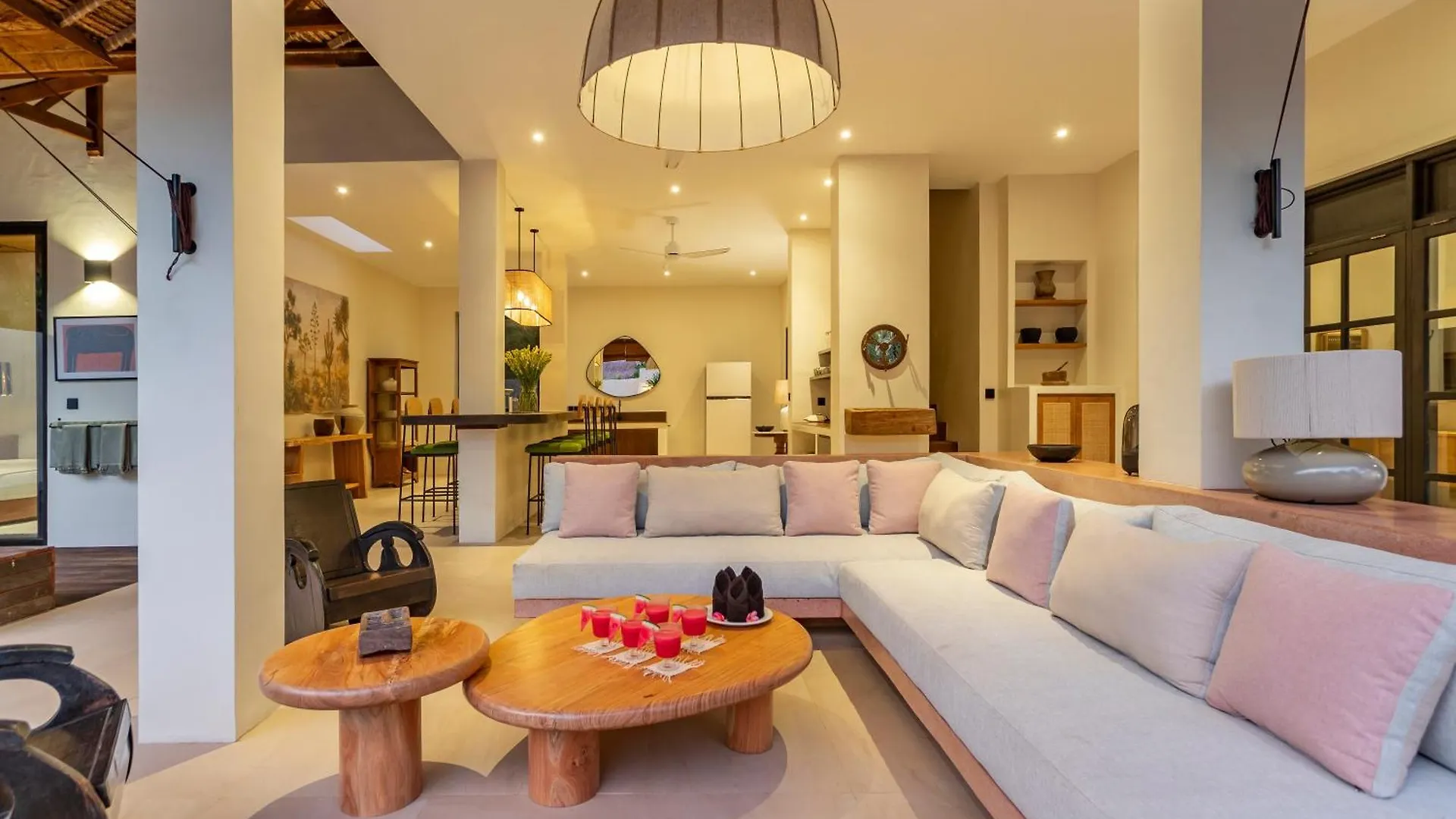 Villa Jodoh - Exciting Chic 4Br Stylish Villa Near Seminyak, Perfect For A Trendy Getaway Kerobokan  Kerobokan (Bali)