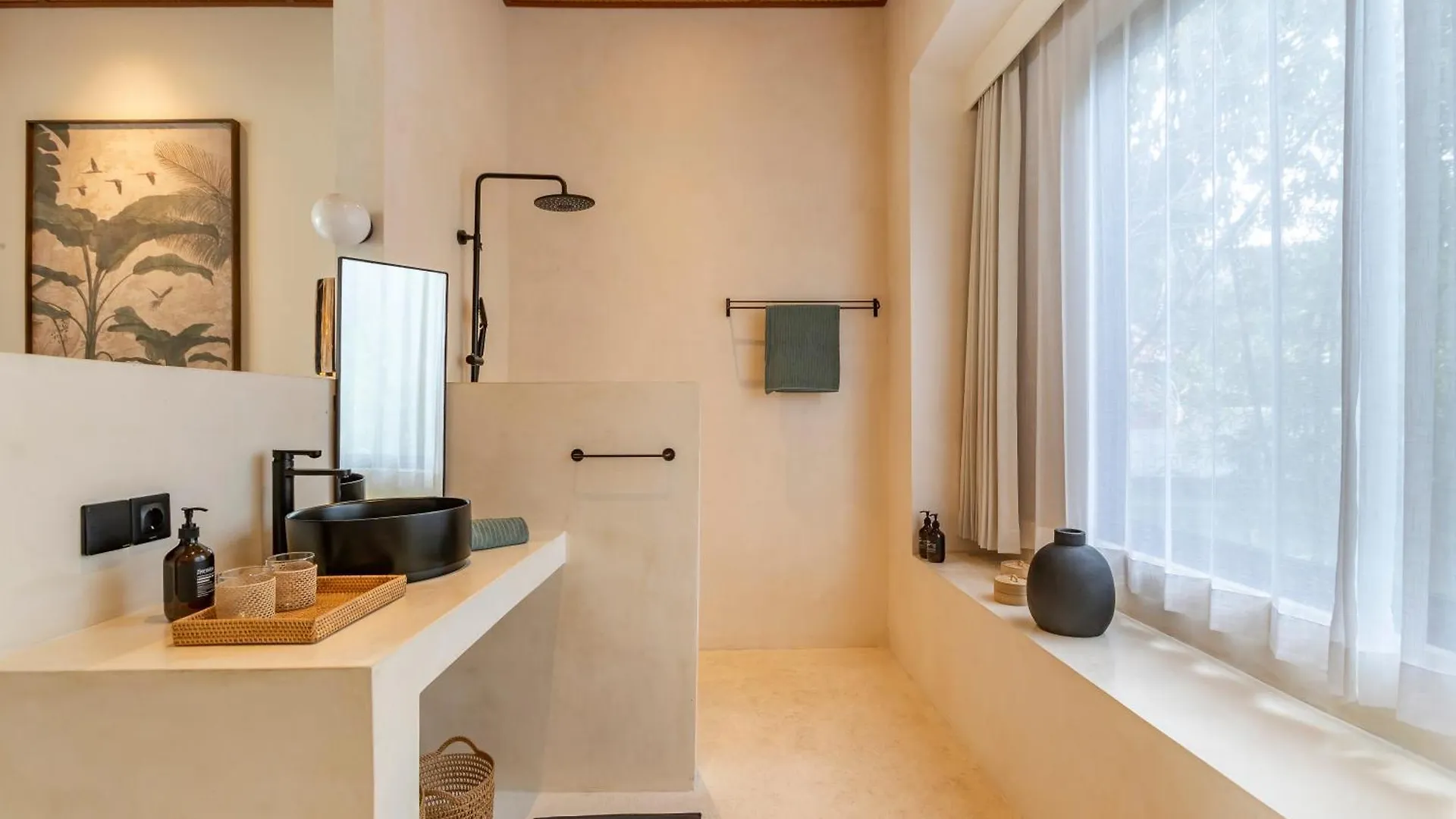 Villa Jodoh - Exciting Chic 4Br Stylish Villa Near Seminyak, Perfect For A Trendy Getaway Kerobokan
