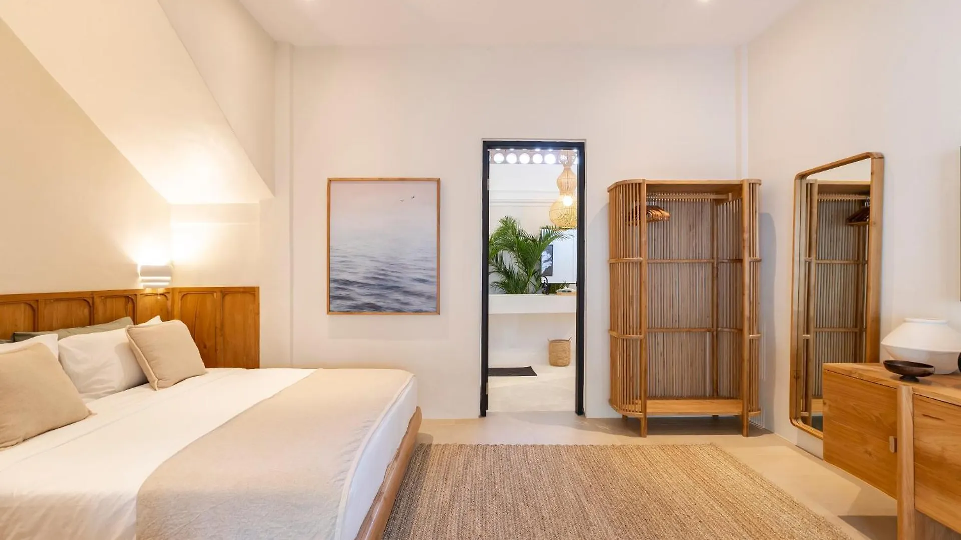 Villa Jodoh - Exciting Chic 4Br Stylish Villa Near Seminyak, Perfect For A Trendy Getaway Kerobokan   Kerobokan (Bali)