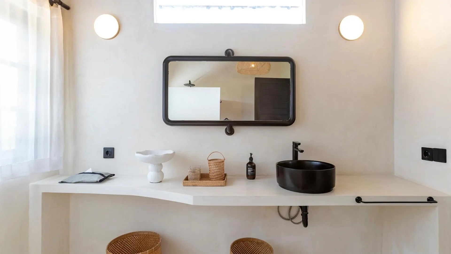 Villa Jodoh - Exciting Chic 4Br Stylish Villa Near Seminyak, Perfect For A Trendy Getaway Kerobokan