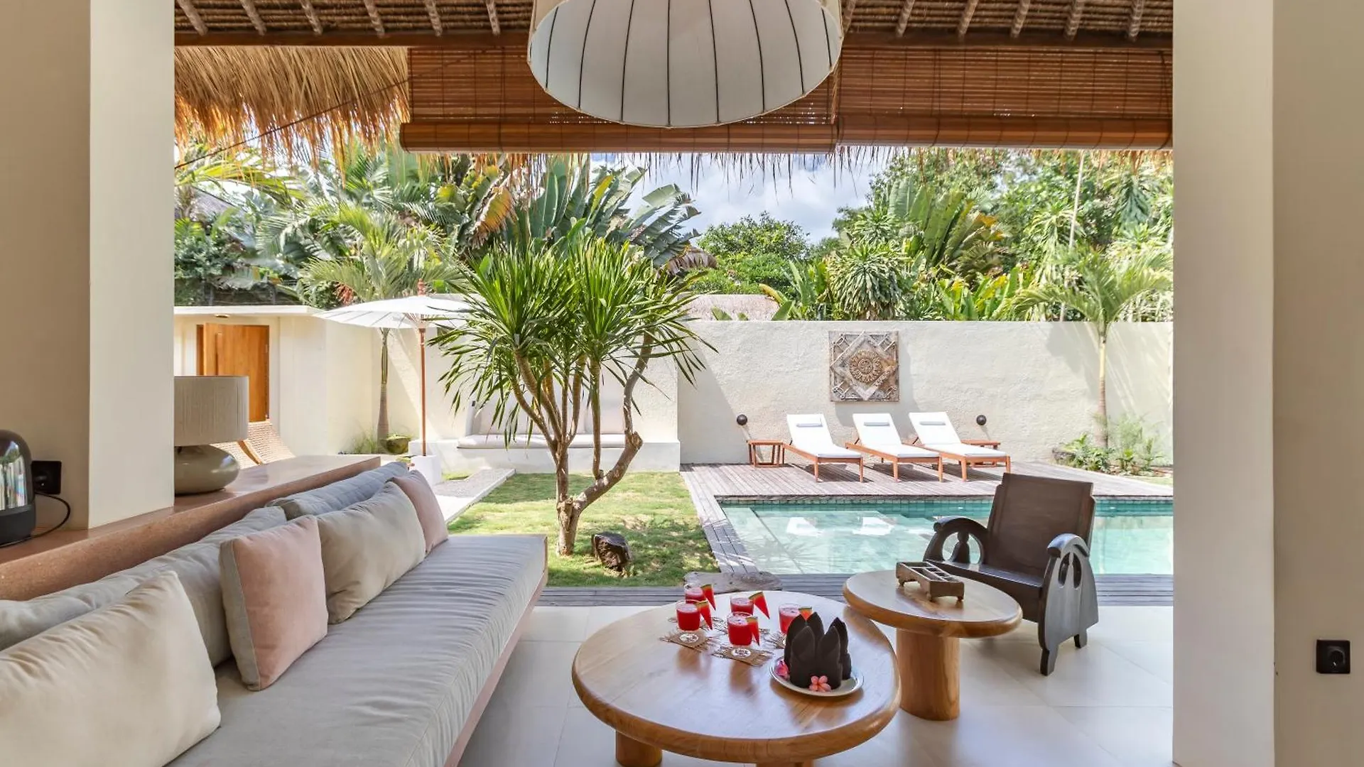Villa Jodoh - Exciting Chic 4Br Stylish Villa Near Seminyak, Perfect For A Trendy Getaway Kerobokan   Kerobokan (Bali)